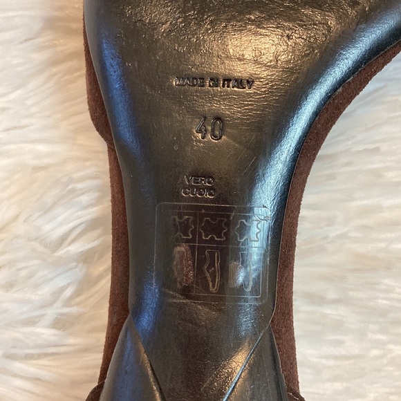 GIORGIO ARMANI Suede Leather Trim Embellishment D'Orsay Pumps - Picture 8 of 9